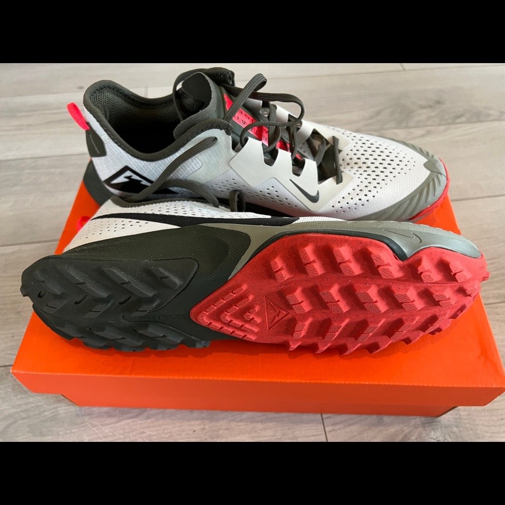 New Nike Air Zoom Tierra Kiger 7